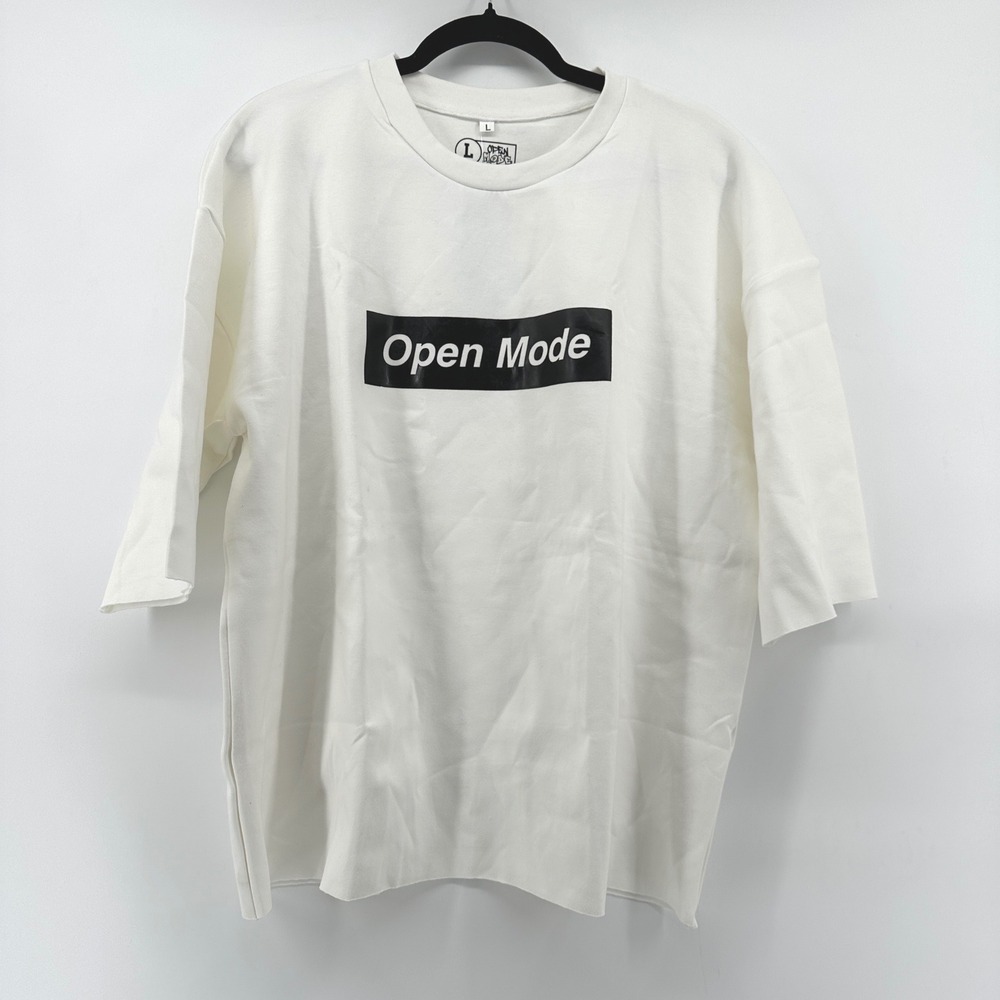 Open Mode White Graphic Box Logo Limited Edition Oversized Tee Shirt Size L